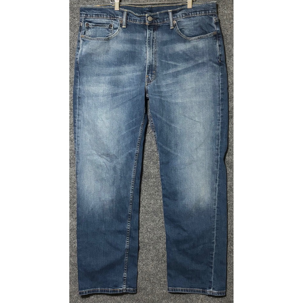 Levi's 514 Jeans Men's 38x32 Straight Fit Blue Denim Medium‎ Wash